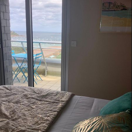 HEOL - appartement 2 chambres - vue mer et parking Dinard Extérieur photo