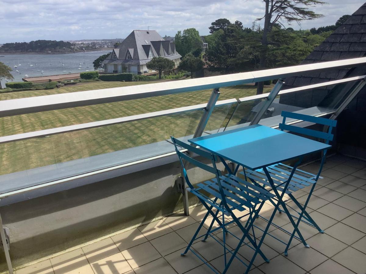 HEOL - appartement 2 chambres - vue mer et parking Dinard Extérieur photo